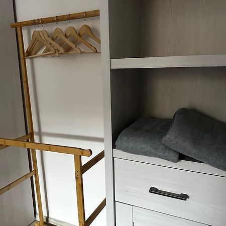 Byt V Rezidencni Ctvrti Prahy 6 Apartment Prague Luaran gambar